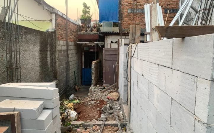 Akses Jalan Rumah Pasangan Lansia di Jakarta Timur Bermasalah, Pemkot Mediasi dan Siapkan Dua Jalur Alternatif