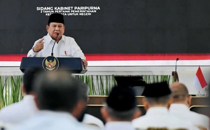 Prabowo Perintahkan Pengusutan Korporasi dan Individu Terlibat Karhutla, Seskab Teddy Ungkap Arahan Sidang Kabinet Paripurna