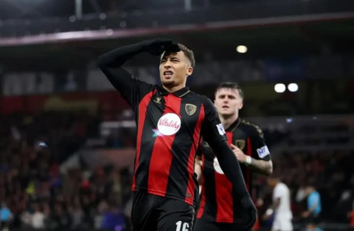 Bournemouth Hajar AC Milan 3-0 di Liga Europa, Mike Maignan Dikartu Merah dan Tiga Gol Tercipta dari Bola Mati