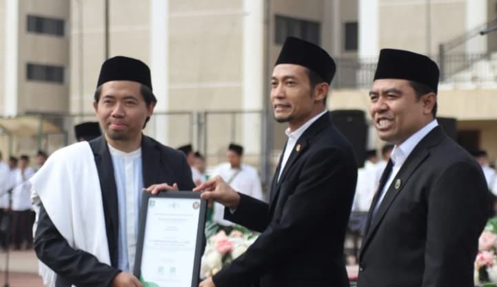 Hari Santri 2026 di Kairo Diikuti 1.000 Peserta, PCINU Mesir Beri Penghargaan kepada 43 Mahasiswa Berprestasi