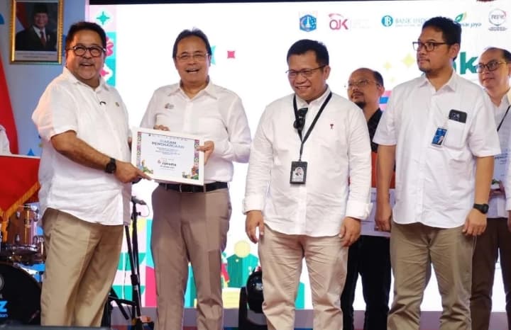 Bank Jakarta Raih Anugerah Digitalisasi Pasar Inklusif 4.0, Perkuat Literasi Keuangan dan Layanan Digital bagi UMKM
