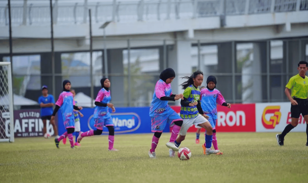 MilkLife Soccer Challenge Jakarta Jaya Diikuti 1.600 Siswi dari 112 Sekolah, Teddy Tjahjono Dorong Pemerataan Sepak Bola Putr