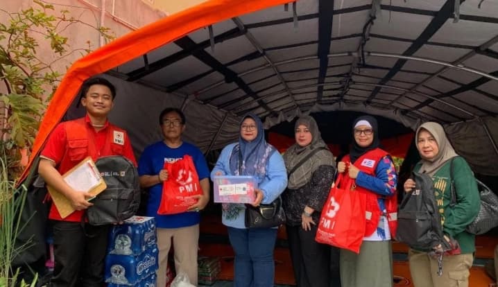 Dua Rumah Terbakar di Rawamangun, Pemkot Jakarta Timur Salurkan Bantuan untuk 20 Warga Terdampak