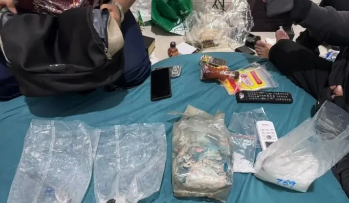 Polres Jakarta Pusat Tangkap Dua Tersangka Narkoba di Kebon Jeruk, Sita 1,5 Kilogram Sabu yang Diduga Bisa Membahayakan 3.300