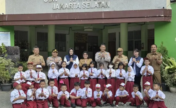 Polda Metro Jaya Sambangi SD di Jakarta Selatan, Edukasi Siswa Cegah Perundungan dan Kekerasan Anak