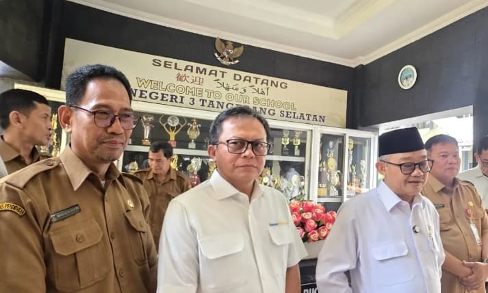 Kemendikdasmen Tunda TKA Seluruh SMA di Kalimantan Tengah Akibat Karhutla, Keselamatan Siswa Jadi Prioritas