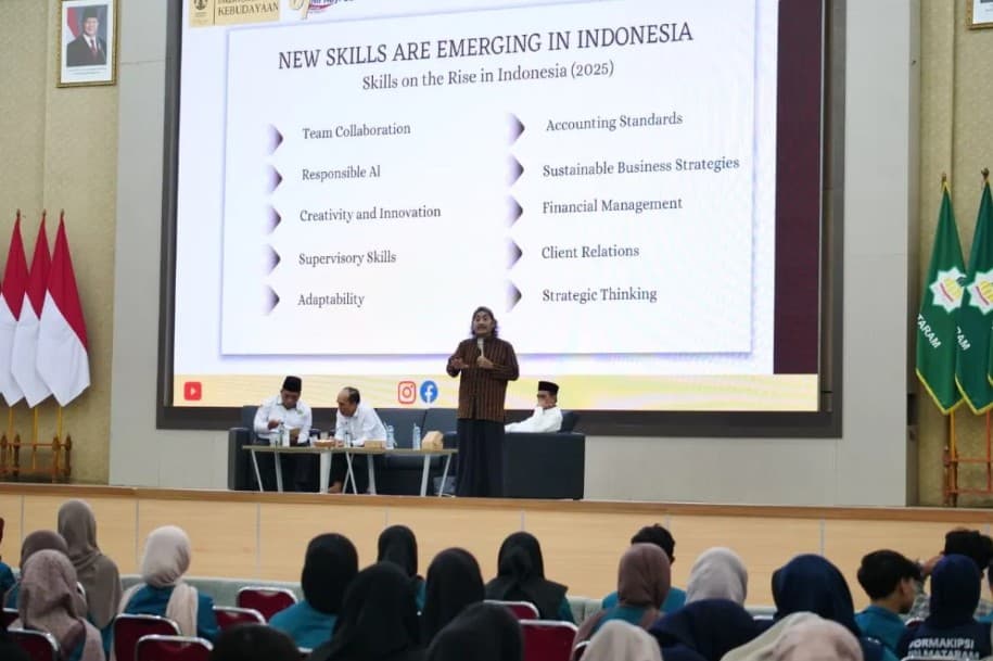 Direktur Kebudayaan UI Ingatkan Mahasiswa Tak Hanya Andalkan Kecerdasan Akademik di Era AI
