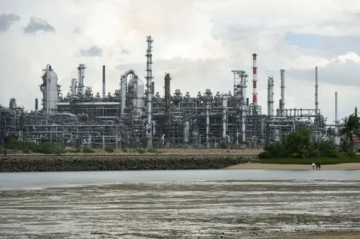 Arab Saudi Siapkan Penyimpanan Minyak Mentah di Singapura untuk Perkuat Ketahanan Energi Asia Tenggara