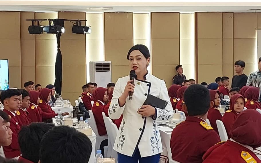 OJK Ingatkan Gen Z Waspadai Jeratan Pinjol dan Paylater, 41 Persen Anak Muda Kesulitan Pantau Cicilan