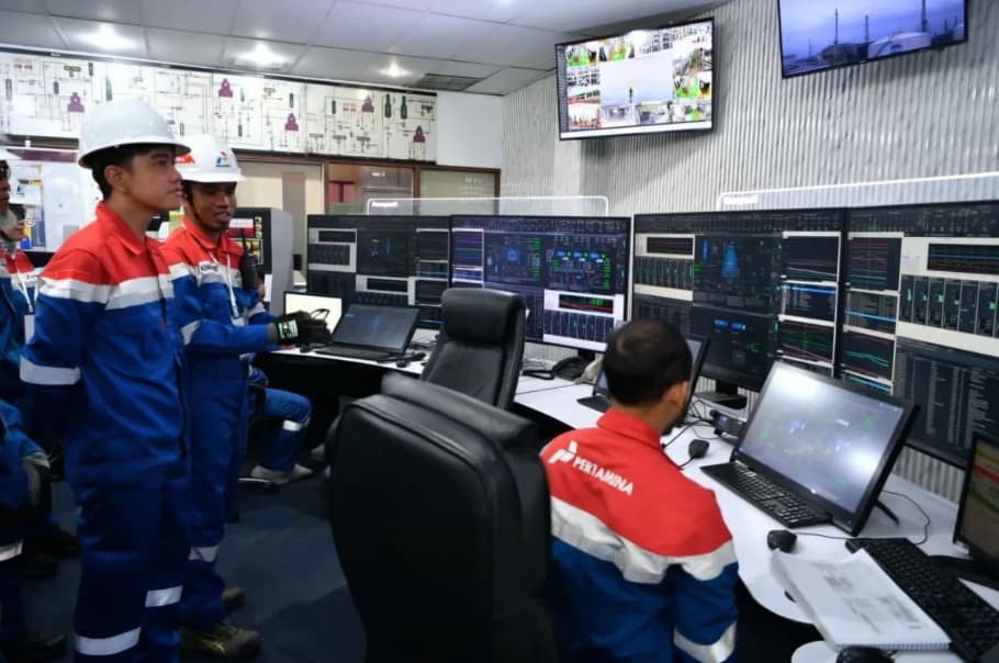 Gibran Dorong Minyak Jelantah Bank Sampah Jadi Bahan Baku SAF Pertamina, Kilang Cilacap Mampu Produksi 5 Juta Liter