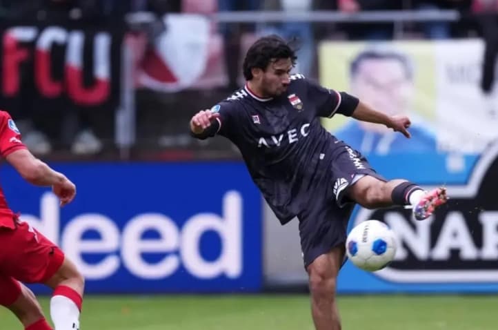 Nathan Tjoe-A-On Tampil Penuh saat Willem II Kalahkan Helmond 4-3 dan Lolos ke Babak Berikutnya Piala Belanda