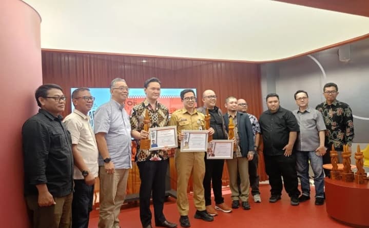 Peringati Hari Sumpah Pemuda ke-98, KMSPJ Anugerahkan Jakarta Youth Award 2026 kepada 10 Tokoh Inspiratif