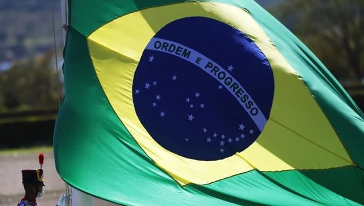 AS Siap Terbitkan Visa untuk Flavio Bolsonaro dan Keluarganya di Tengah Larangan Bepergian dari Brasil