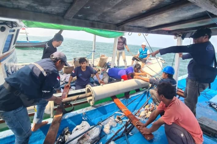 Pemkab Kepulauan Seribu dan PLN Rampungkan Perbaikan Kabel Laut, Pasokan Listrik Pulau Untung Jawa Tetap Terjaga