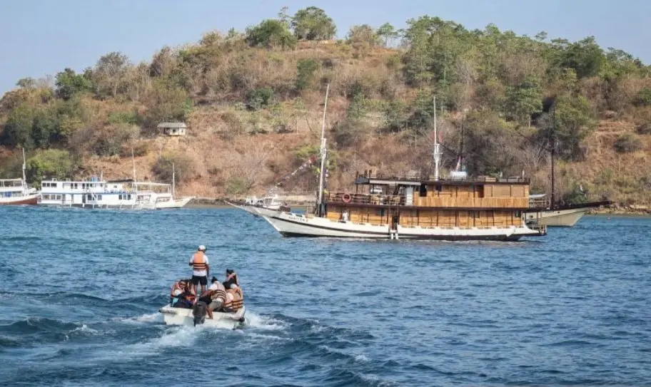 Kemenpar Bidik Lebih Banyak Wisatawan China ke Labuan Bajo dan Bali, Siapkan Paket Wisata Unggulan