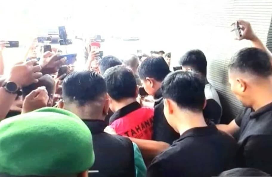 Kejati Gorontalo Tahan Eks Pj Gubernur Hamka Hendra Noer Terkait Korupsi Video Wall, Kerugian Negara Rp1,77 Miliar