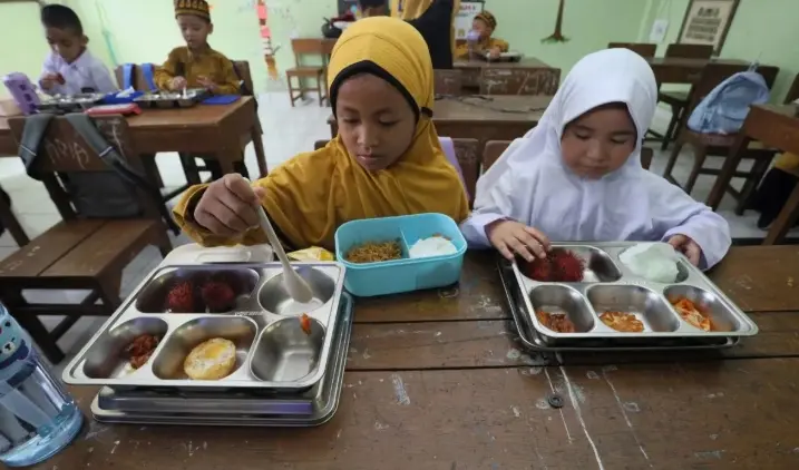 BGN Investigasi Dugaan Keracunan MBG di SMP Negeri 4 Banda Aceh, Lima Siswi dan Satu Guru Jalani Observasi