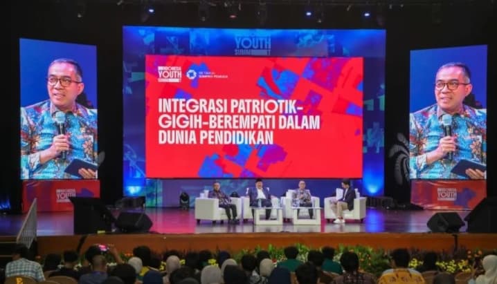 Mendiktisaintek Brian Yuliarto Ajak Generasi Muda Buktikan Patriotisme Lewat Karya Mendunia