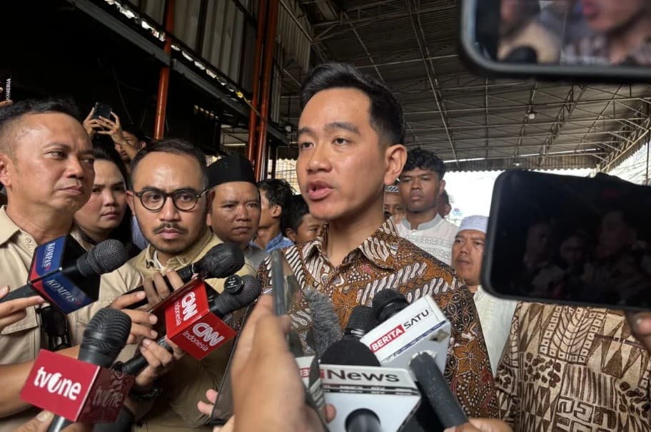 Gibran Siap Buka Dokumen Ijazah di PTUN, Sayangkan Denny Indrayana Cabut Gugatan Sebelum Pembuktian