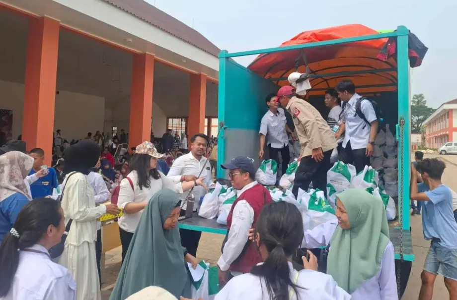 Kemensos Salurkan 5.000 Paket Sembako untuk Keluarga Prasejahtera di Sulsel, Sasar Warga Makassar, Maros, dan Gowa