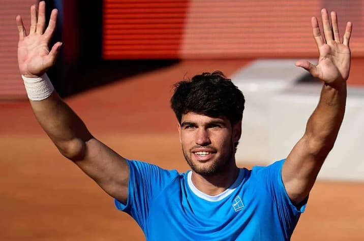 Carlos Alcaraz Singkirkan Tommy Paul di Perempat Final Wina, Siap Tantang Daniil Medvedev demi Tiket Final