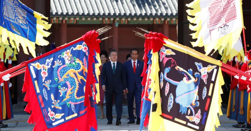 Bertemu Presiden Korsel, Jokowi Disambut ala Raja Korea kuno