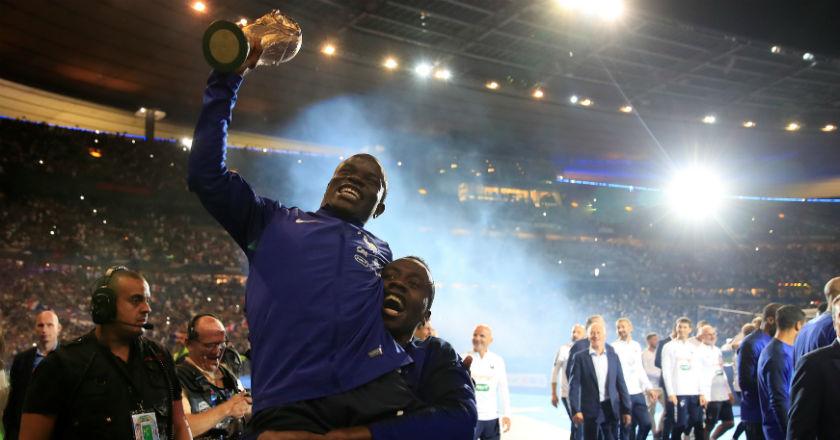 Mengenal Kinerja Gelandang 'Box to Box' dalam Sepakbola