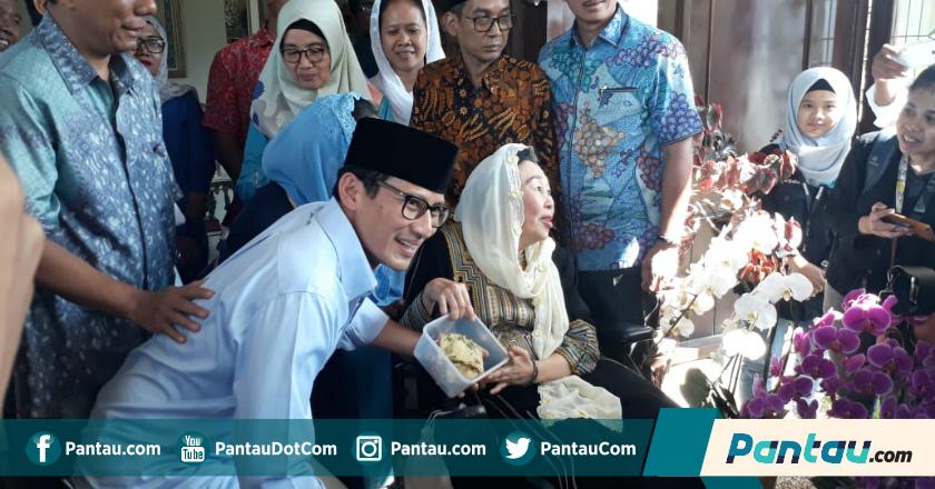 Diberi Tempe oleh Istri Gus Dur, Sandiaga: Tak Setipis Kartu ATM