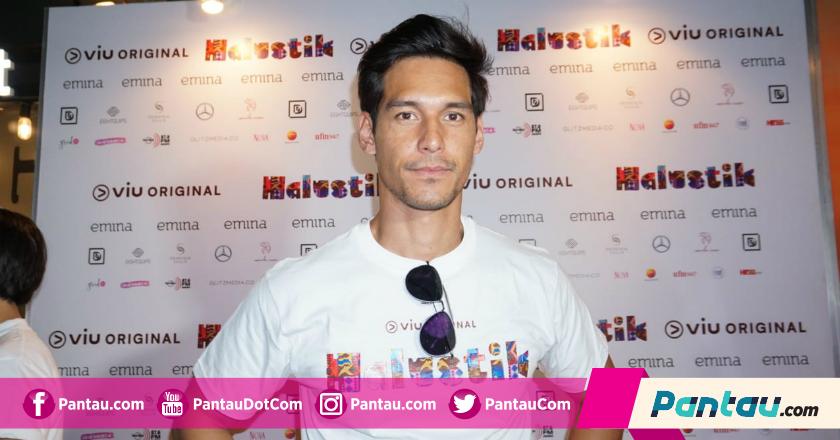 Lakukan Adegan Ciuman, Richard Kyle Minta Izin Jessika Iskandar