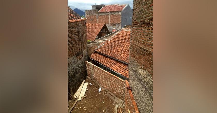 Alot! Proses Mediasi Rumah Pak Eko yang Terblokade Belum Temui Titik Terang