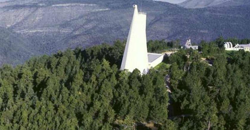 FBI Tutup Paksa Observatorium Sunspot, Teori Alien Ramai Diperbincangkan