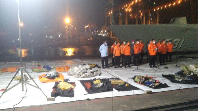 Hingga Senin Malam, Terkumpul 45 Kantong Jenazah Selama Evakuasi Korban SJ182