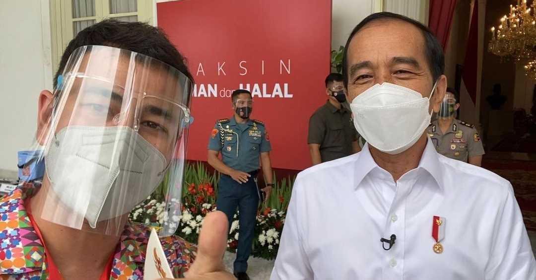 Raffi Ahmad Mewakili Generasi Muda Sebagai Penerima Vaksin Pertama