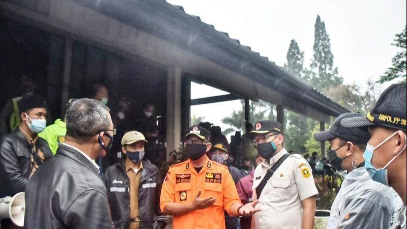 Cuaca Tak Menentu, Pemkab Bogor Larang Korban Banjir Bandang Puncak Pulang