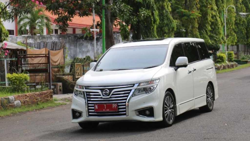 Walkot Ini Pinjamkan Mobil Dinas untuk Pengantin, Gratis dengan Supirnya