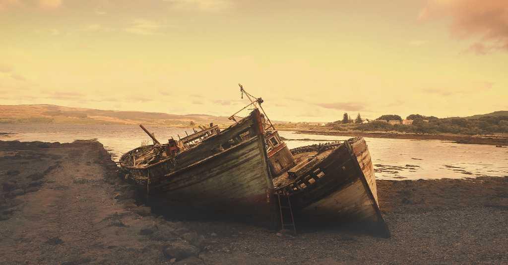 Kapal Tunda TB Mitra Jaya XIX Hilang Kontak Setelah Bertabrakan dengan Kapal Motor Tanto Bersinar