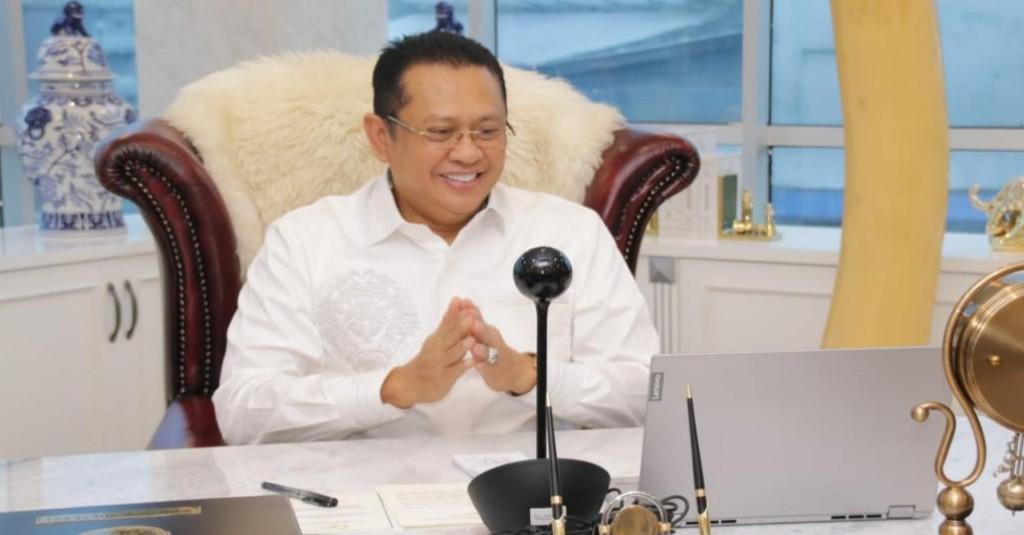 Bamsoet Disuntik Vaksinasi Covid-19 Tahap Kedua
