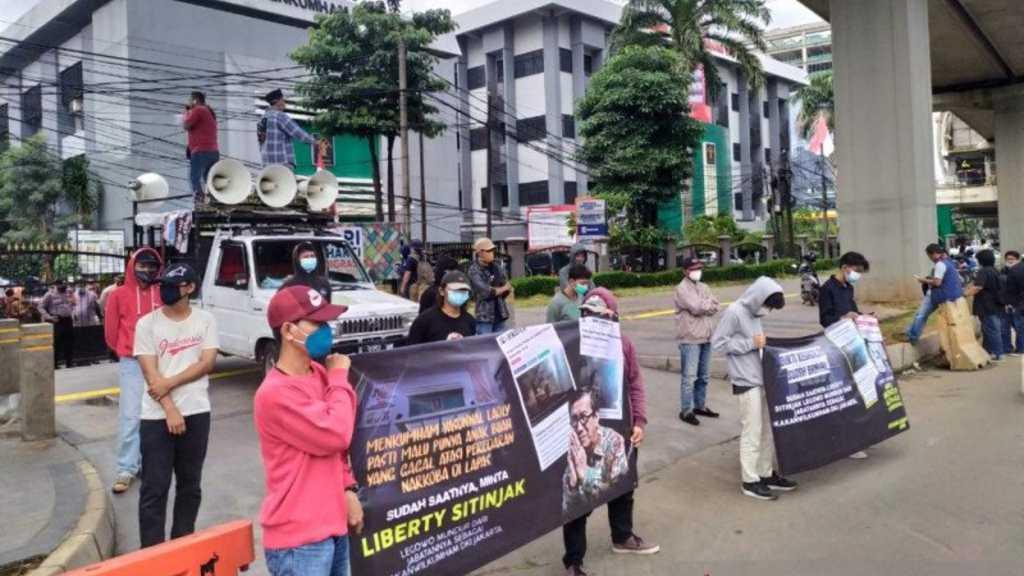 Viral Video Pesta Sabu Diduga di Rutan Salemba, Massa Geruduk Kanwil Kemenkumham