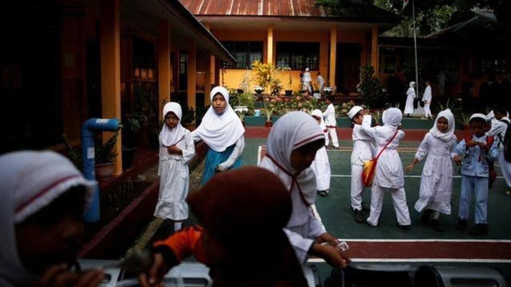 Pegiat HAM Apresiasi Keputusan Pemerintah Larang Sekolah Wajibkan Atribut Kekhususan Agama