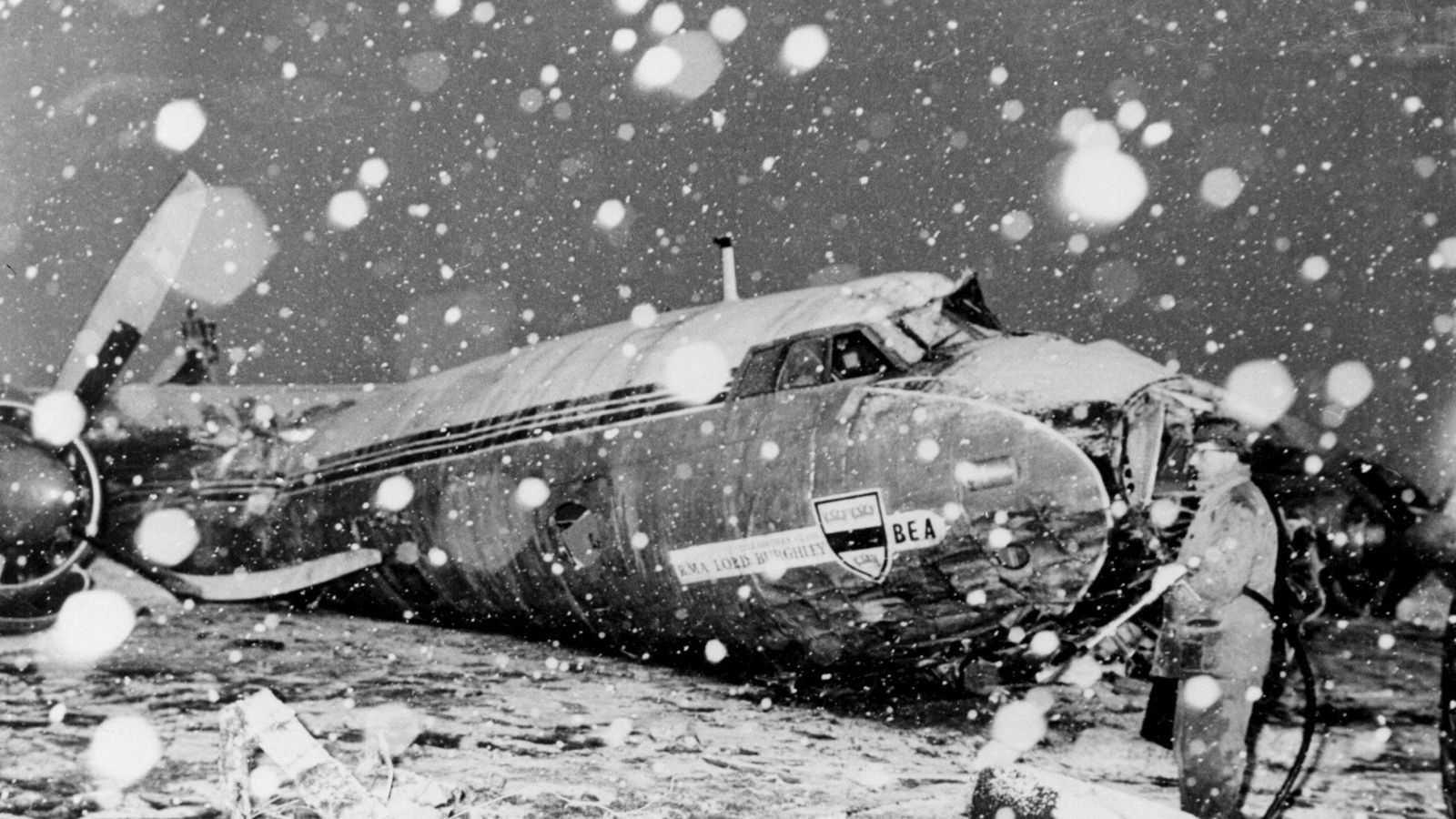 Mengenang 63 Tahun Tragedi Munich yang Tewaskan Para Pemain Man United Akibat Kelalaian Pilot