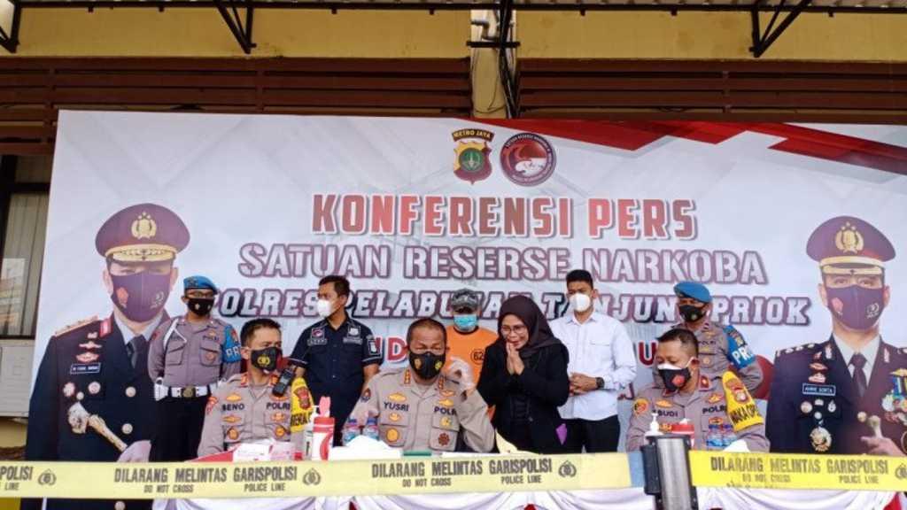 Ridho Rhoma Ditangkap Lagi, Polisi Temukan 3 Butir Ekstasi dalam Bungkus Rokok