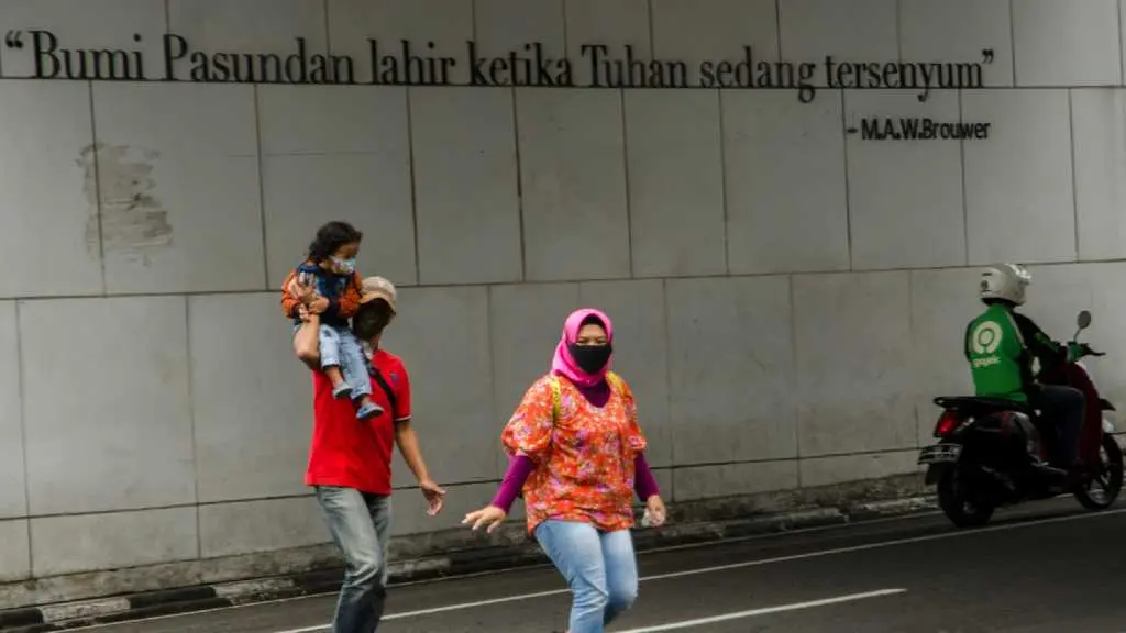 Resmi! Pemerintah Terapkan PPKM Skala RT/RW Mulai 9-22 Februari
