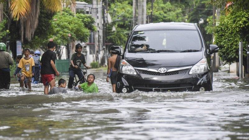 Waspada! DKI Jakarta Bakal Diguyur Hujan Sepanjang Hari Senin Ini