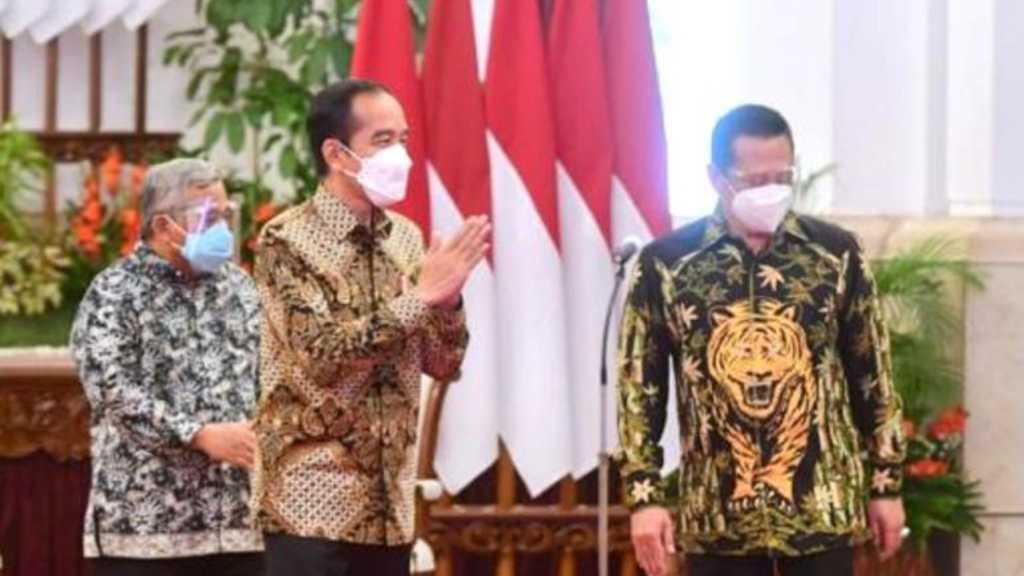 Bamsoet Apresiasi Langkah Jokowi Jadikan Wartawan Penerima Utama Vaksin COVID-19