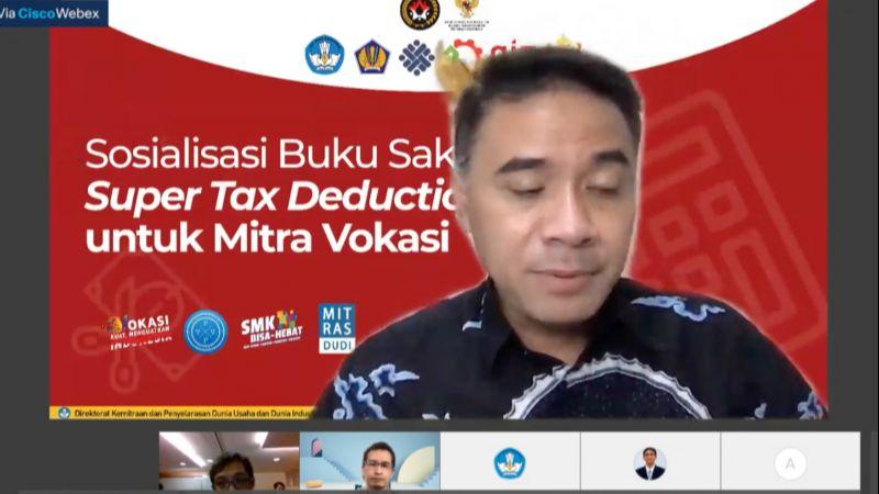 Kemendikbud Tegaskan Program D4 Setara dengan S1