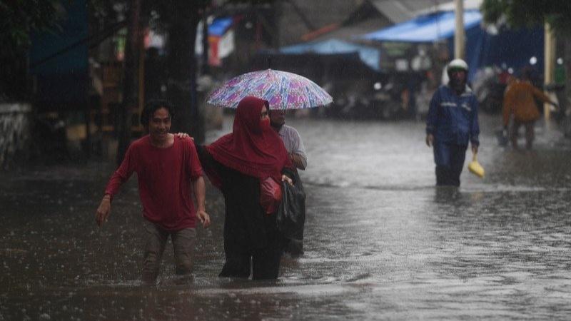 Jakarta Siap-siap, 3 Pos Pantau Pintu Air Ini Sudah Siaga II