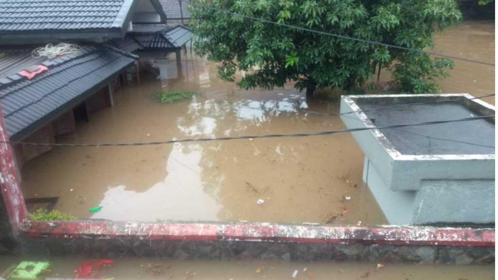 Rumah Mewahnya Kebanjiran, Wanita Emas Sebut Anies Tak Bisa Selesaikan Masalah Banjir