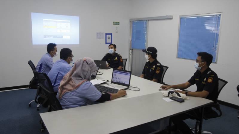 Tingkatkan Efisiensi Arus Barang, Bea Cukai Gencarkan Asistensi IT Inventory Kawasan Berikat
