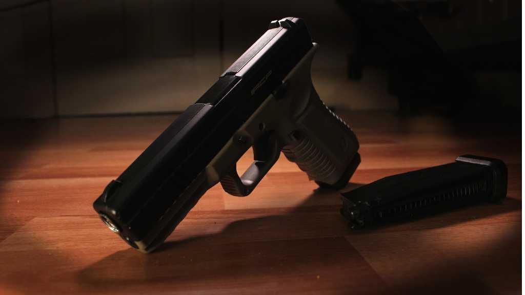 Terungkap! Identitas Pria Berpistol yang Cekcok dengan Pemotor di Cipulir Jaksel
