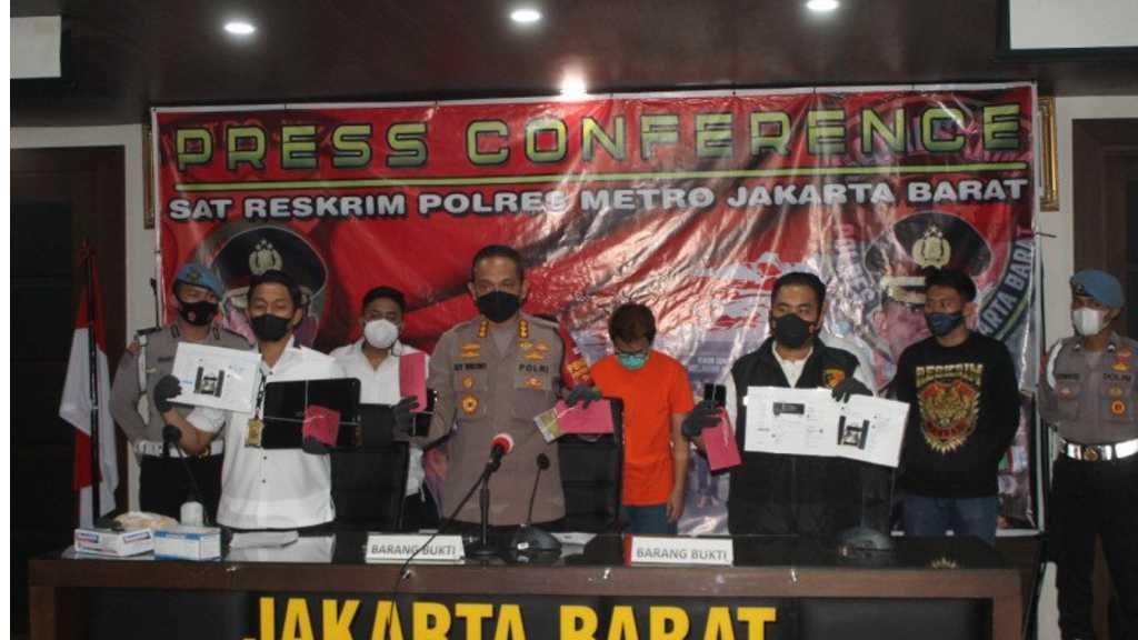 Polisi Tangkap Pelaku Penyebar Video Dewasa Mirip Pesinetron GL
